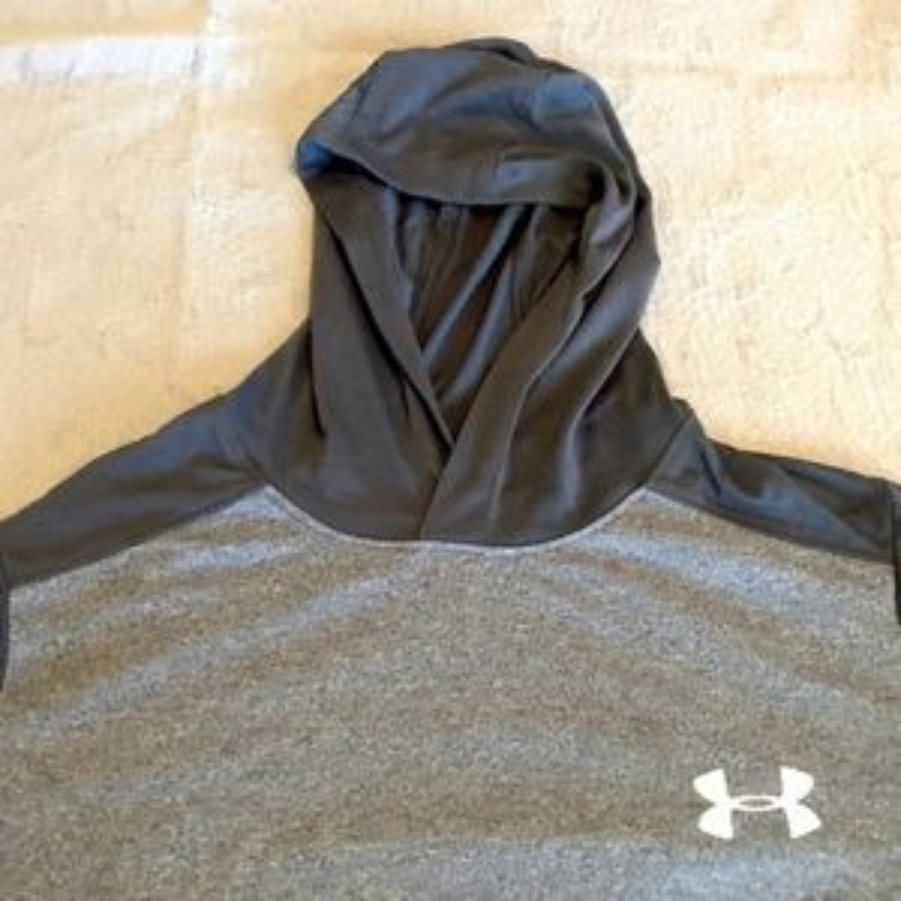 ❌SOLD❌Under Armour Performance Heat Gear Hoodie - Picture 5 of 7